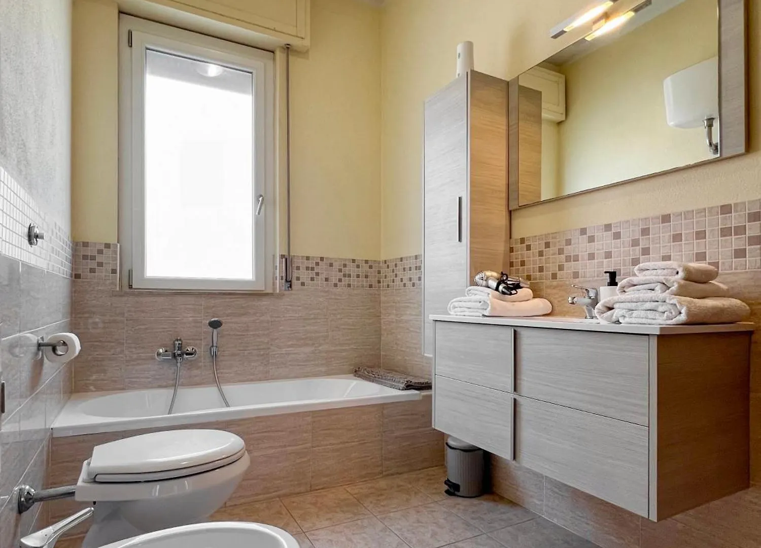 10 Minuti Dal Mare- Casa Vacanze Martina Quartu Sant'Elena